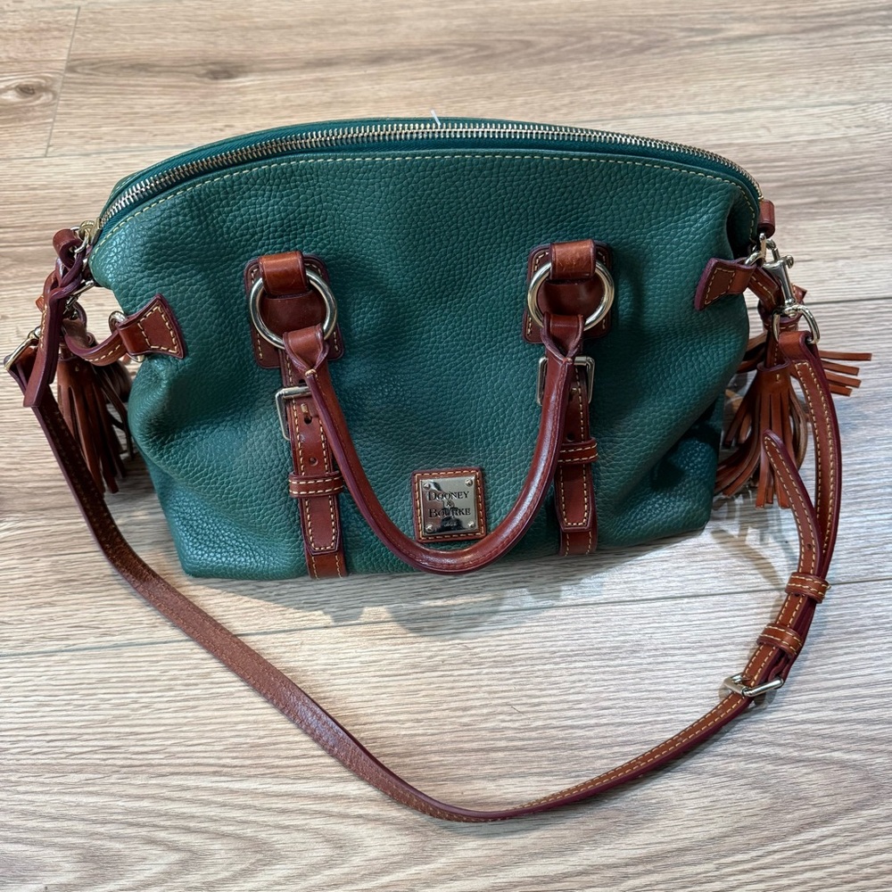 Dooney and Bourke Green Pebbled Grain Leather Bag - Picture 3 of 10